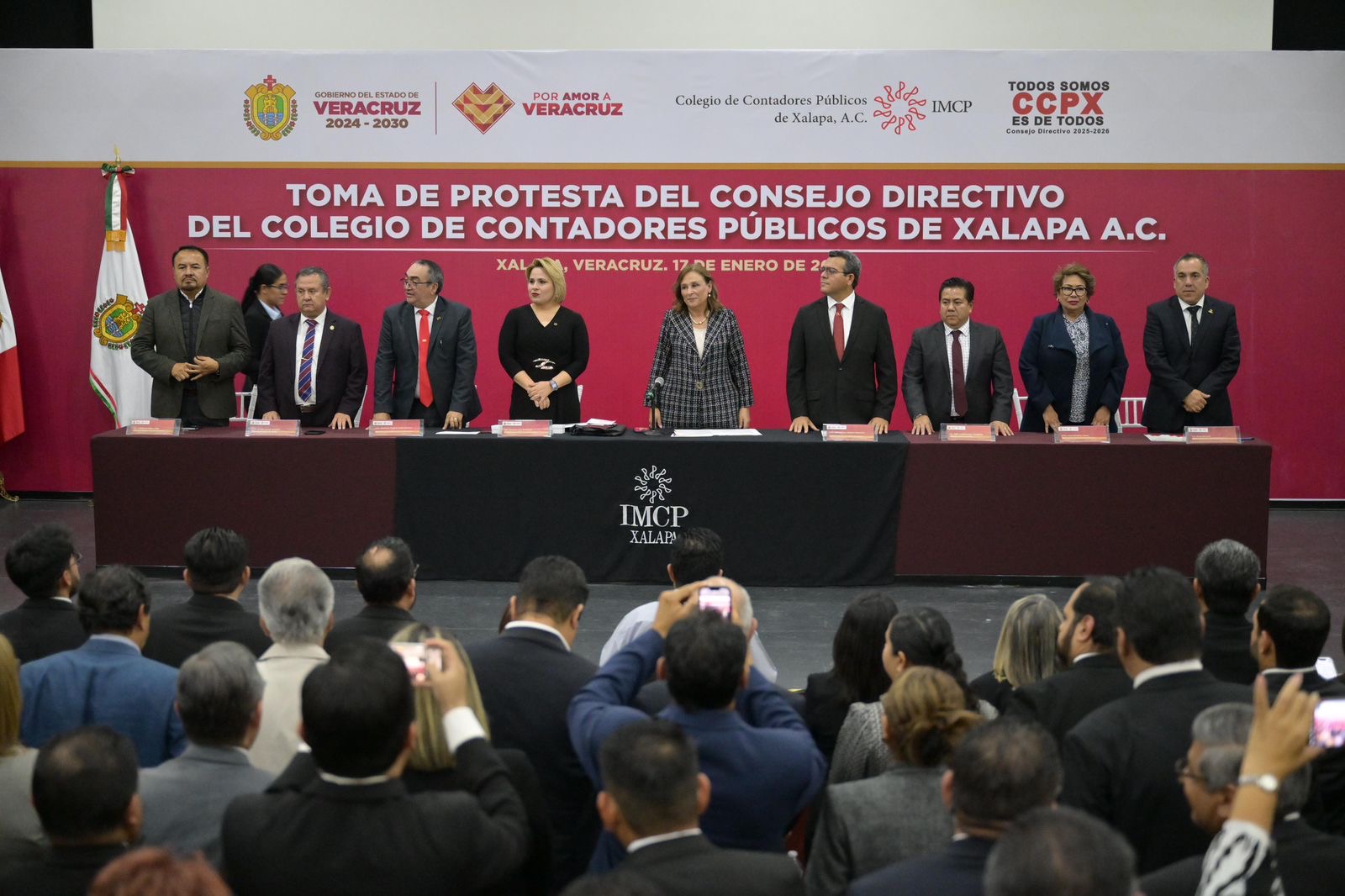 Rocío Nahle ratifica compromiso con la transparencia y rendición de cuentas