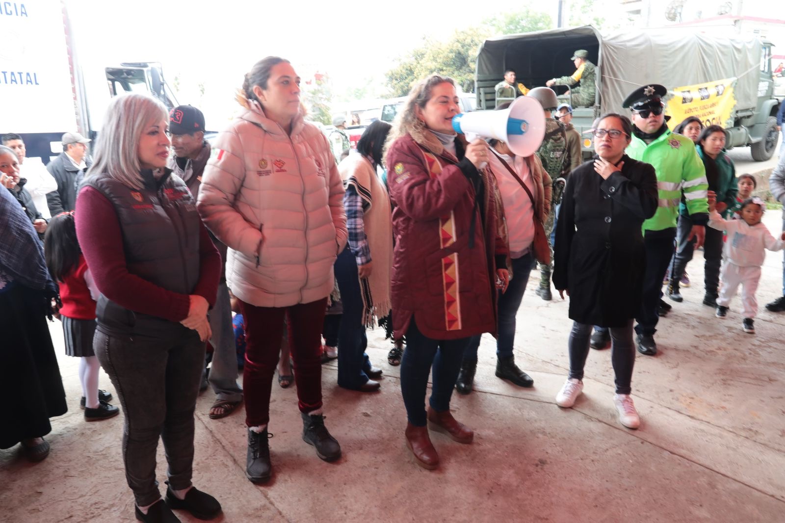 Segunda Caravana Abrigando Corazones llega a la sierra de Zongolica