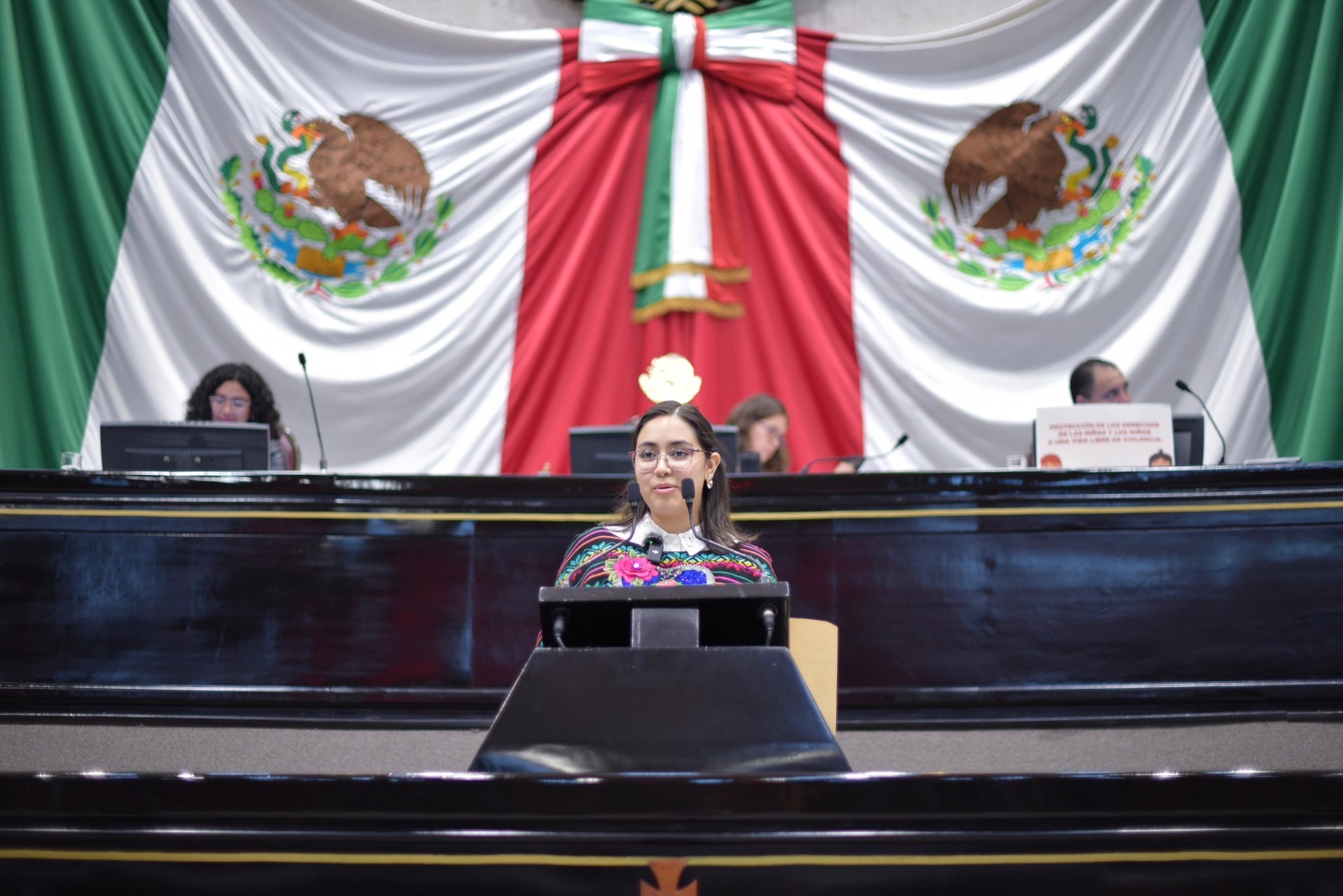 Diputada de Morena se pronuncia en apoyo a mexicanos en el extranjero