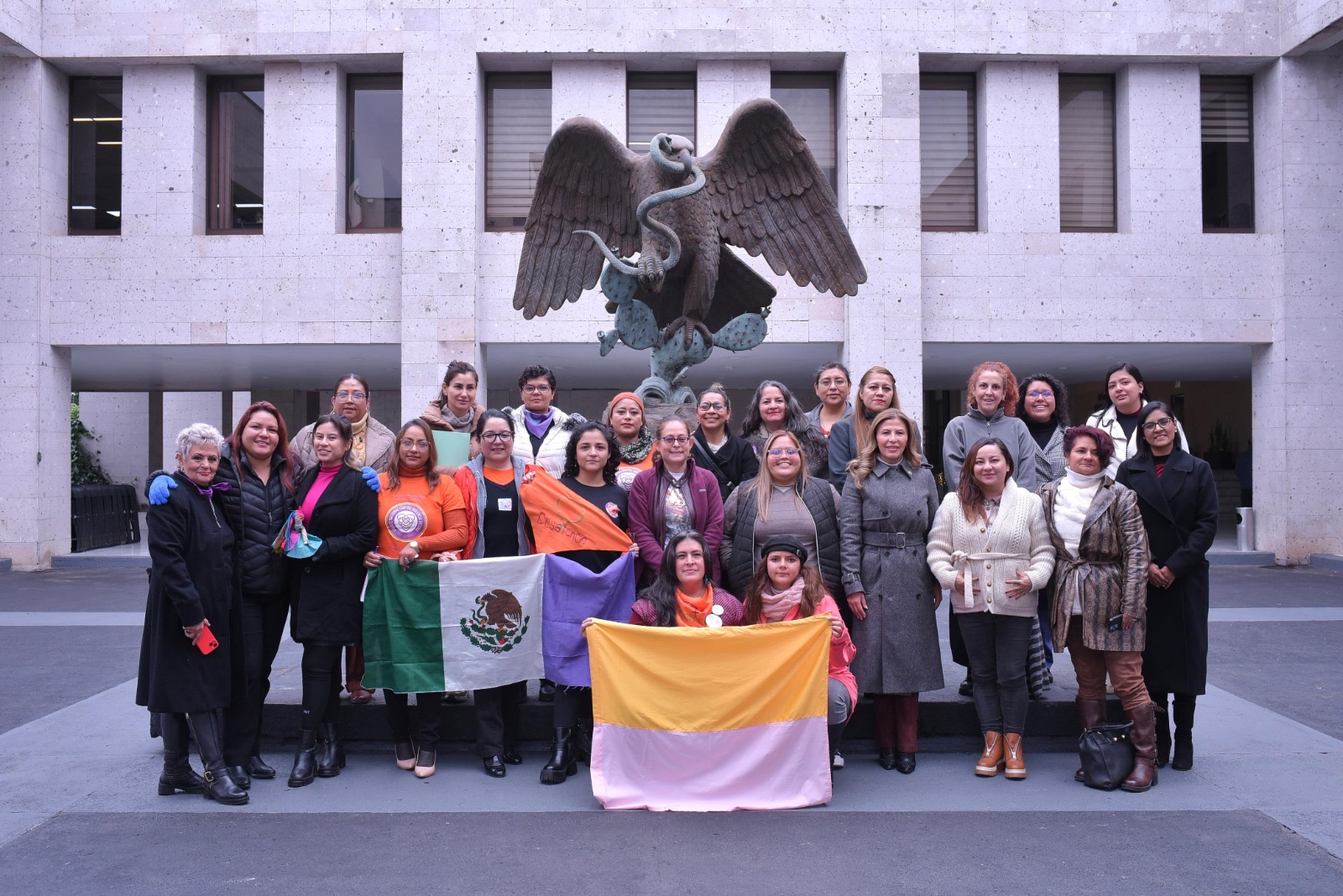 Analizan diputadas propuestas para tipificar el delito de violencia vicaria