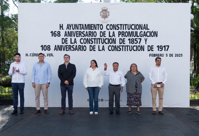 Con acto cívico conmemoran el 168 aniversario de la promulgación de la Constitución de 1857 y el 108 aniversario de la Constitución Política de los Estados Unidos Mexicanos de 1917