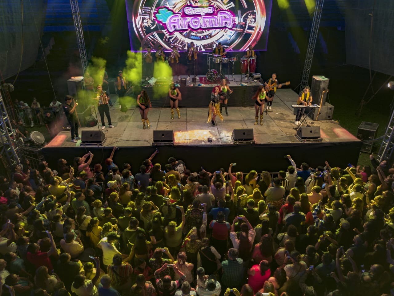 Enciende Grupo Aroma y cierra el escenario de la Expo Feria Córdoba 2025